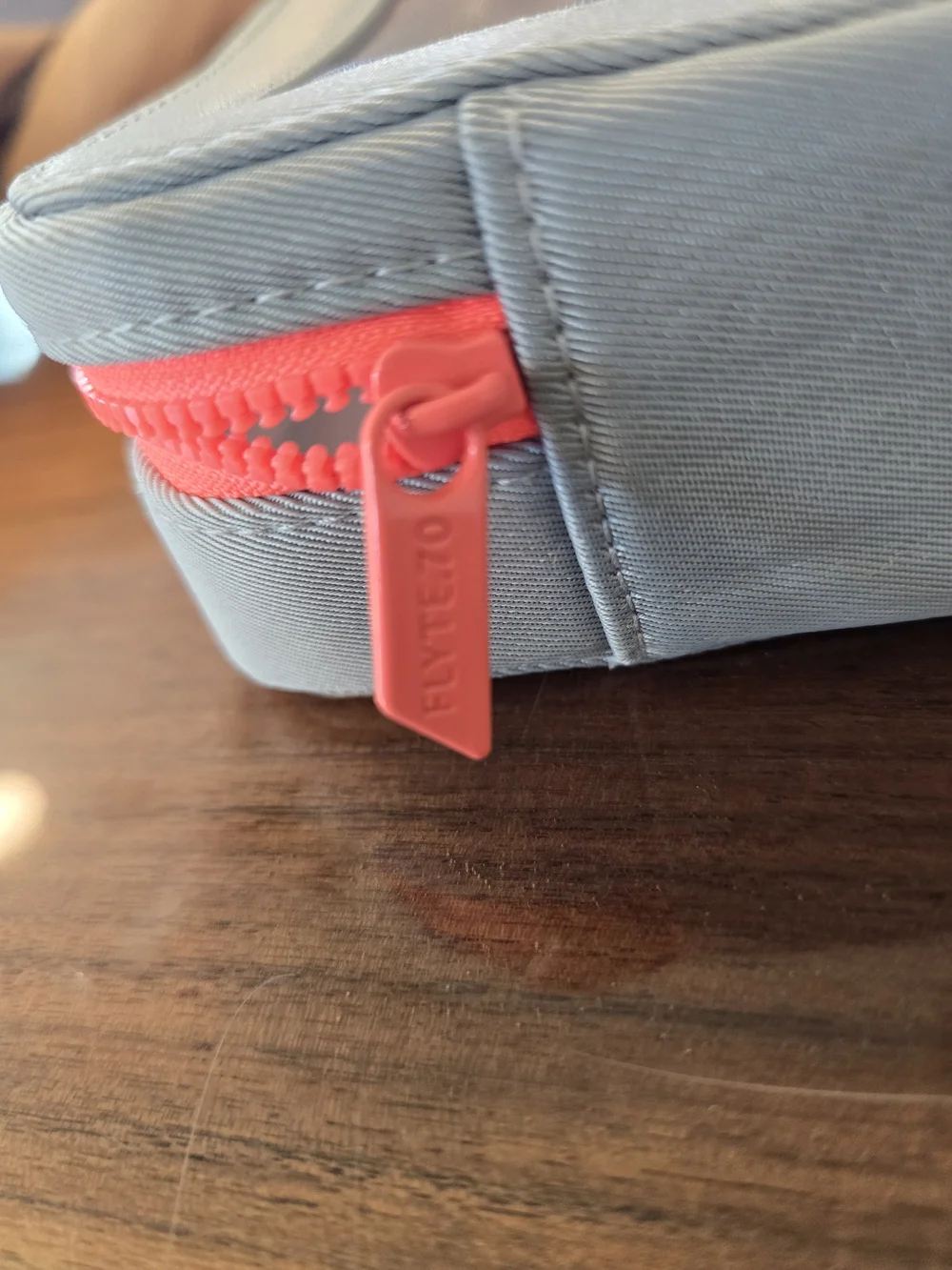 FLYTE.70 Cosmetic Case - Grey with Coral Zipper